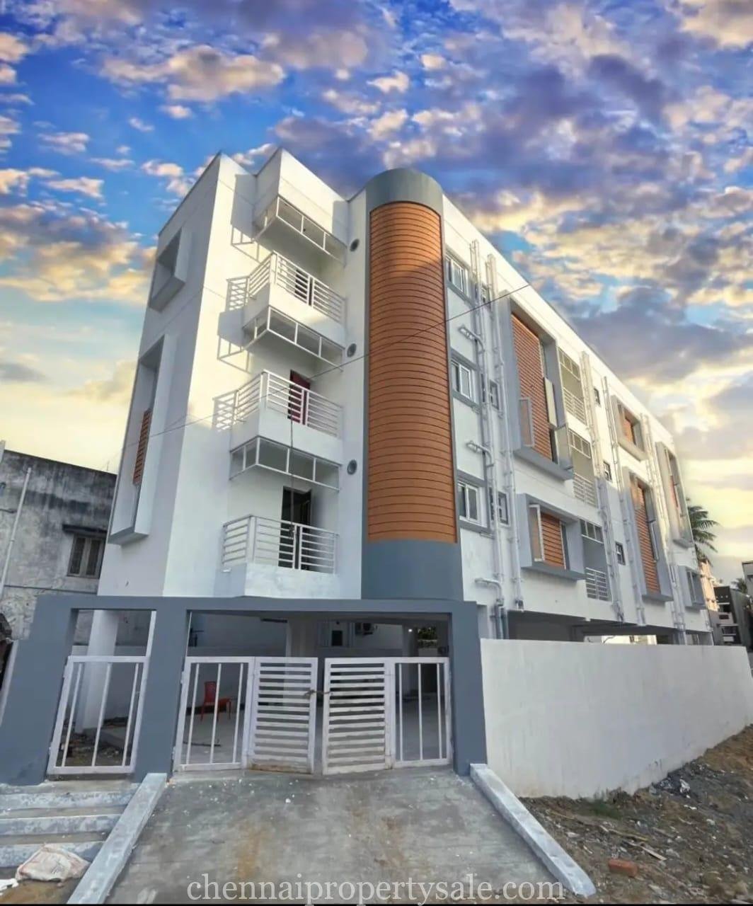 Luxuray Apartments sale in Valasaravakkam