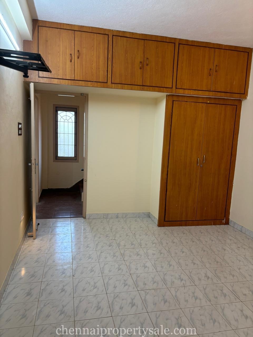 2 Bhk Semi Independent House Sale in Kolapakkam