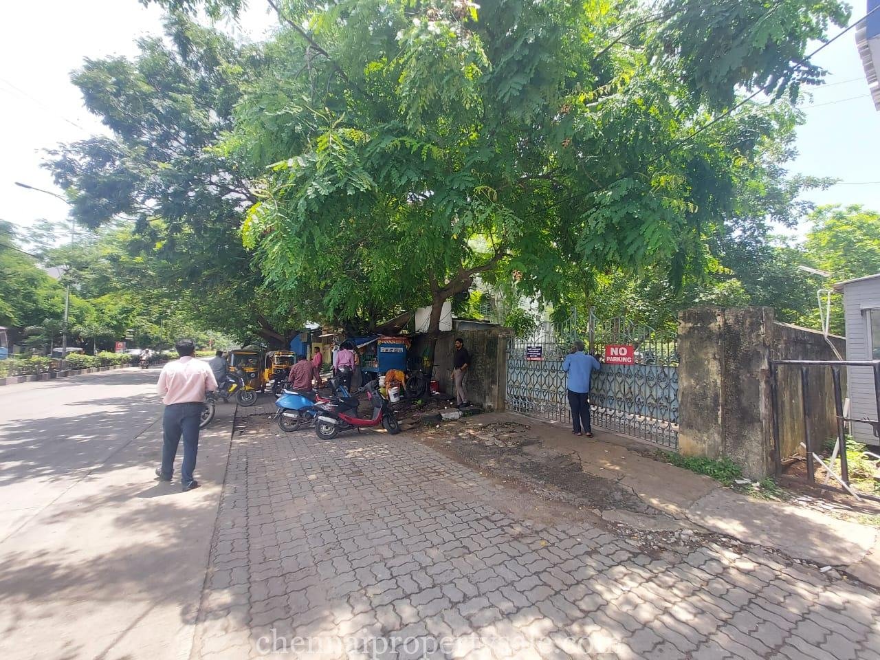  32.5 Ground Commercial Land Sale in Velachery