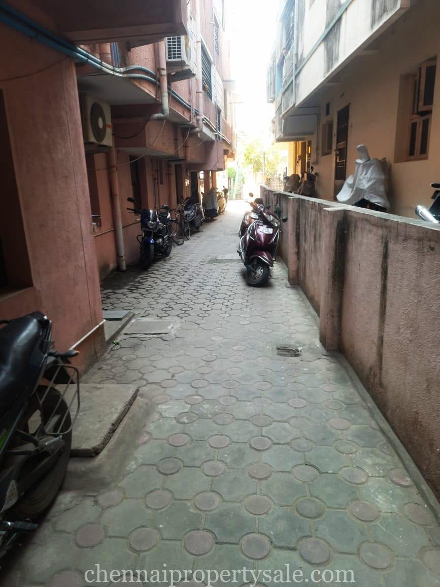 850 Sq Feet 2 Bhk Flat Sale in Alandur