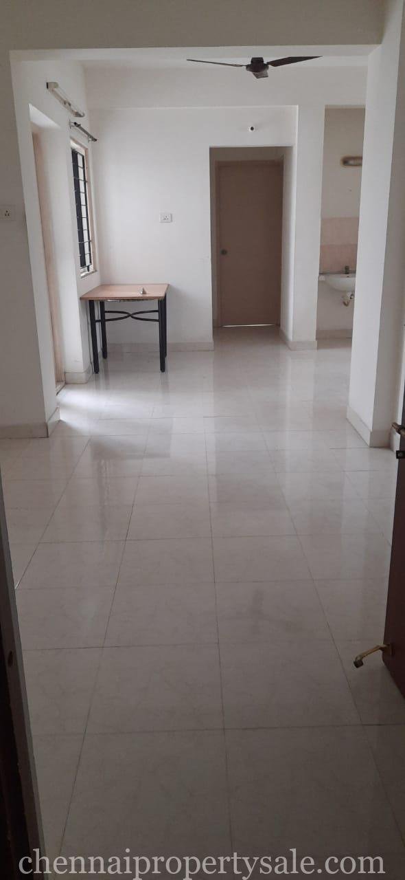 Spacious 3 BHK flat in Navalur OMR