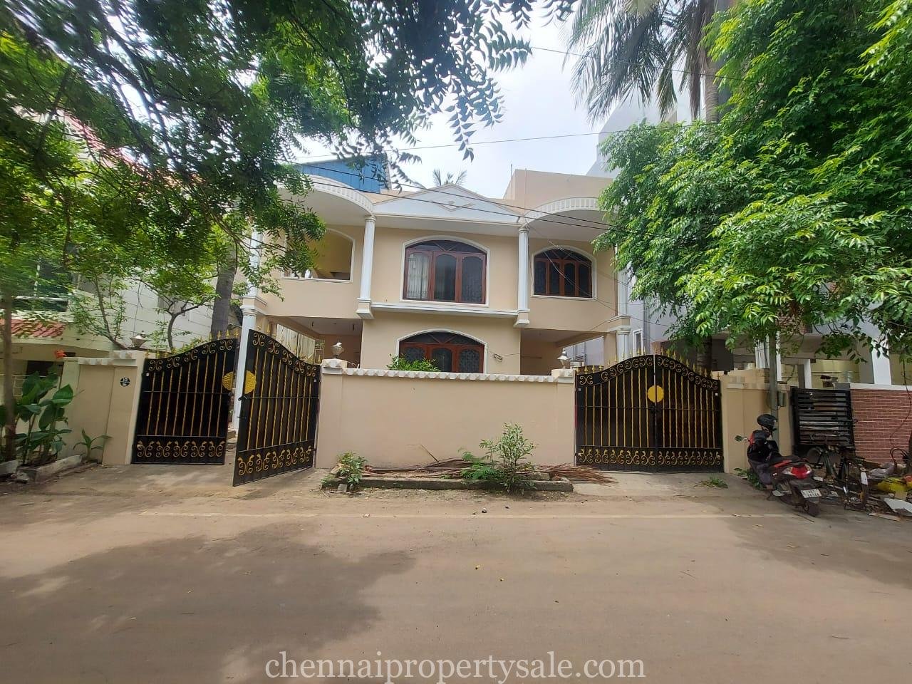 5 BHK 3000 Sqft Old Individual House Sale in Ashok Nagar