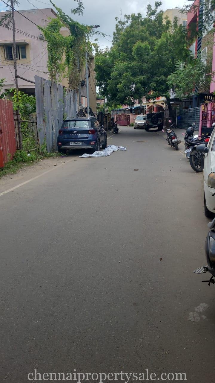 7.5 Ground Residential / Commercial Land Sale in Koyambedu