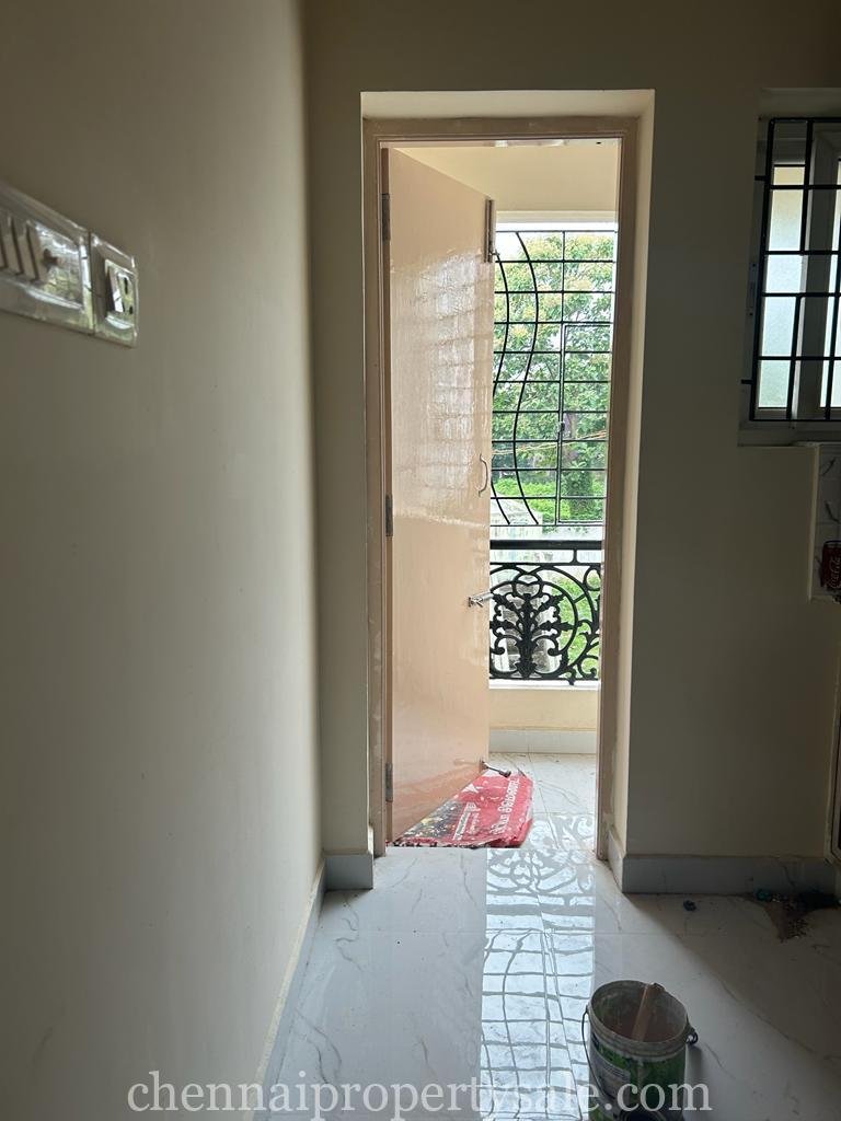 890 Sqft 2 BHK Flat Sale in Kattupakkam