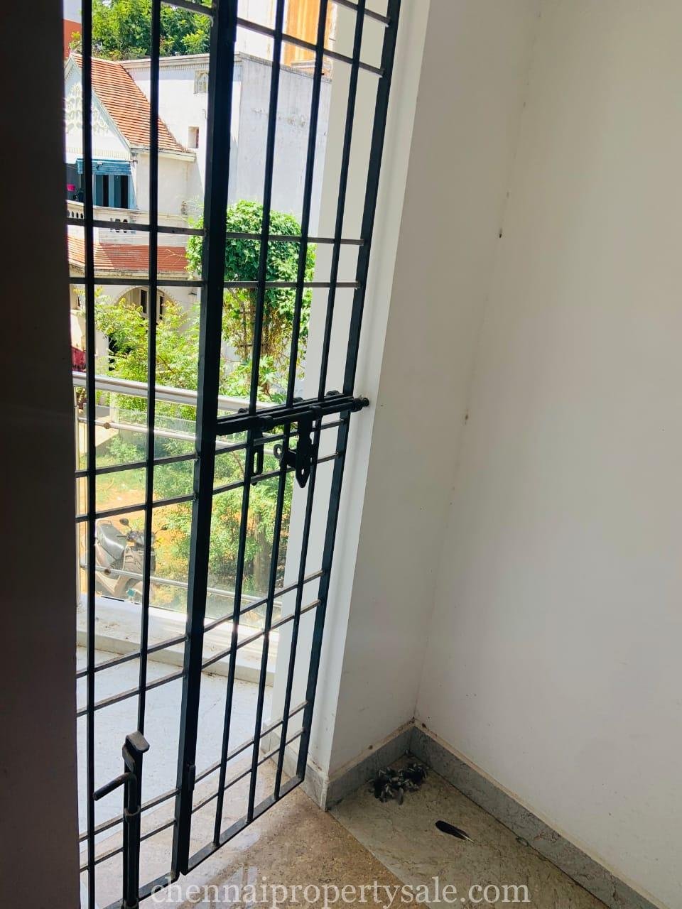 Flats Sale in Valasaravakkam