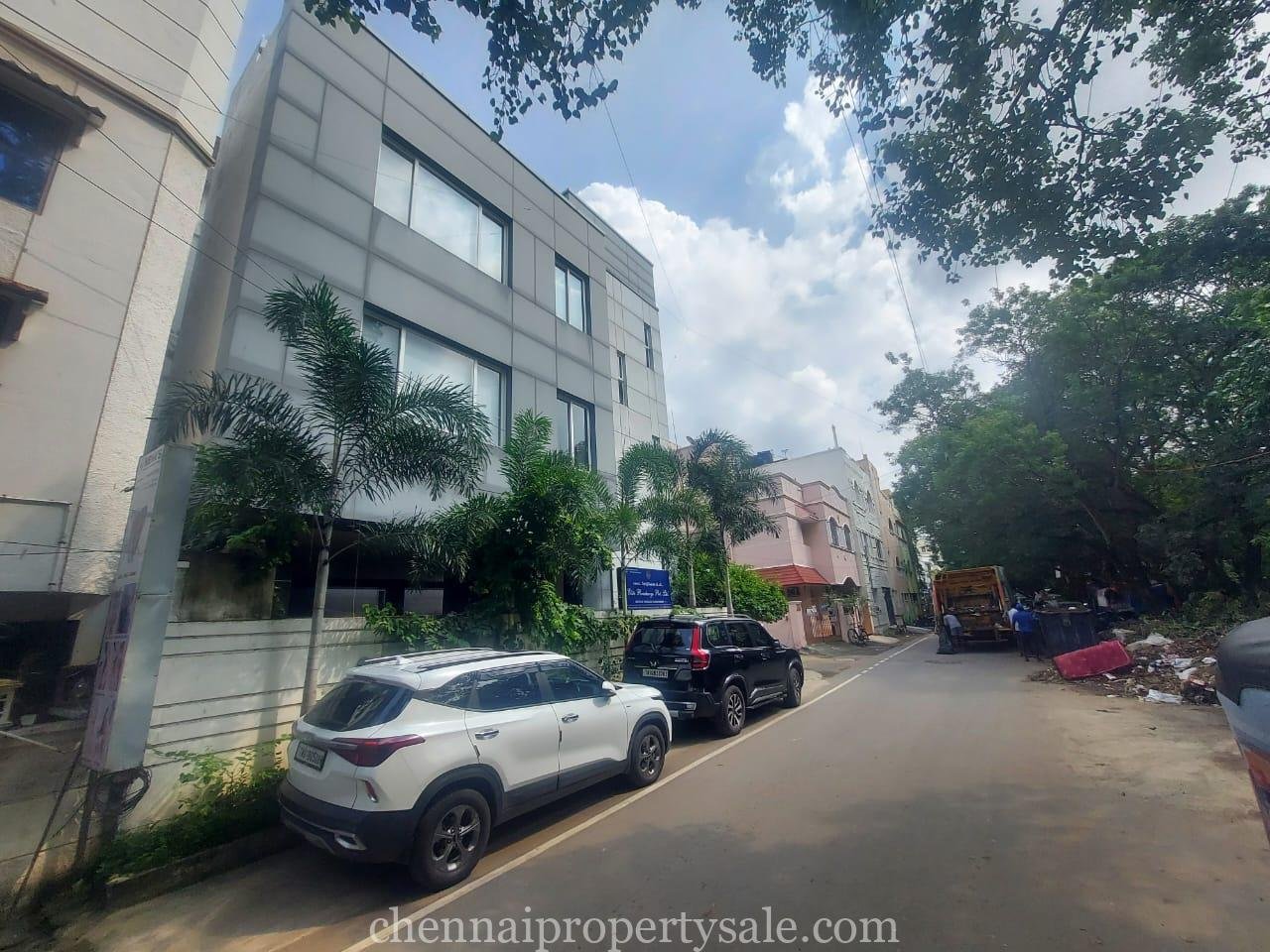 2400 Sq.Ft Commercial Building Sale in Anna Nagar
