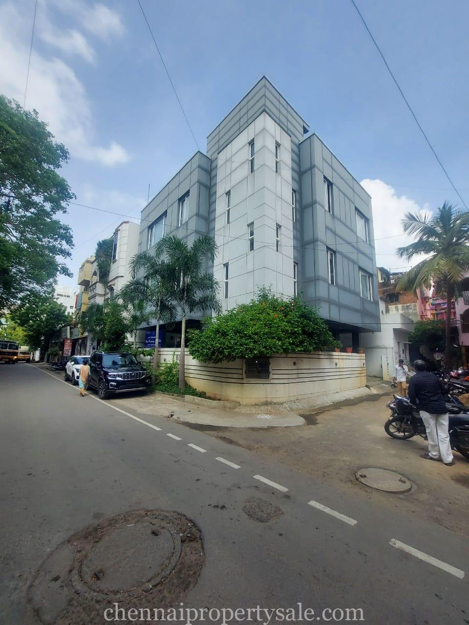 2400 Sq.Ft Commercial Building Sale in Anna Nagar
