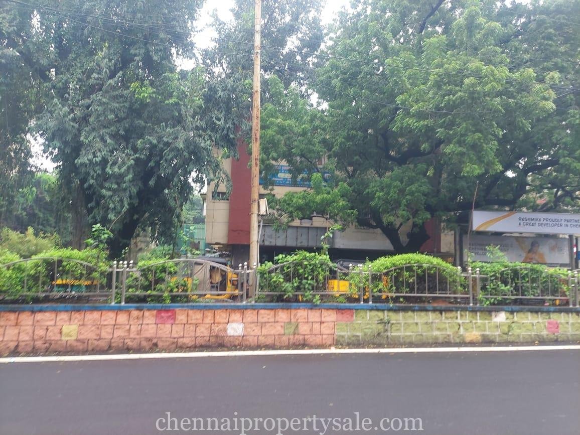 5900 Sq.Ft Commercial Land With Old Building Sale in Anna Nagar 