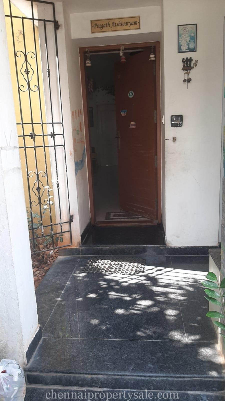 Gated Community Villa Sale in Perumbakkam