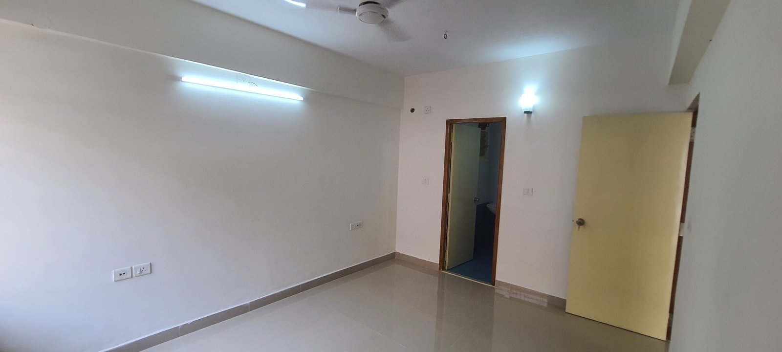 EBONY FLAT sale in manapakkam near MIOT hospital (1)