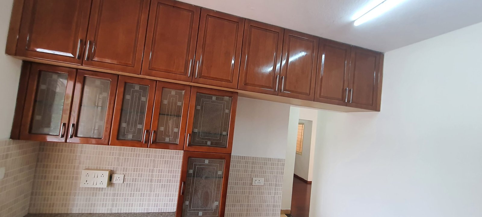 EBONY FLAT sale in manapakkam near MIOT hospital (1)