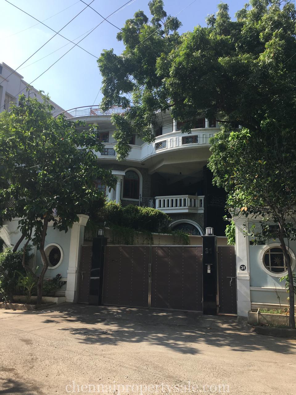 Individual bunglow for sale in chennai G + 2 building