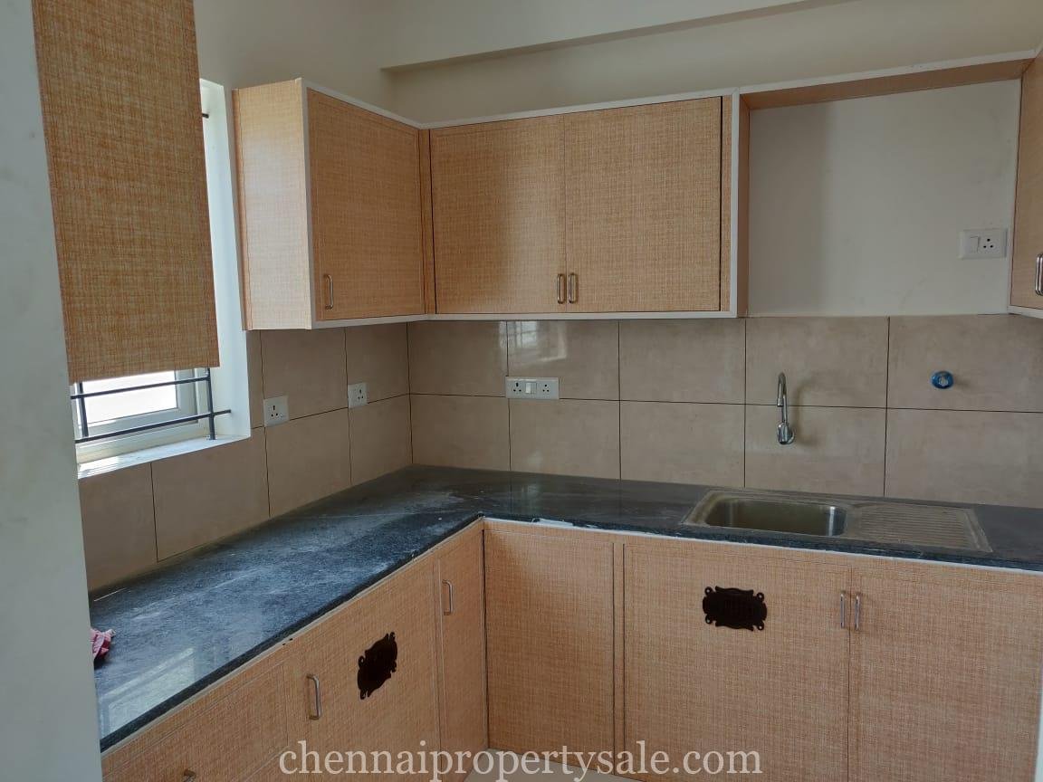 Luxuray Apartments sale in Manapakkam