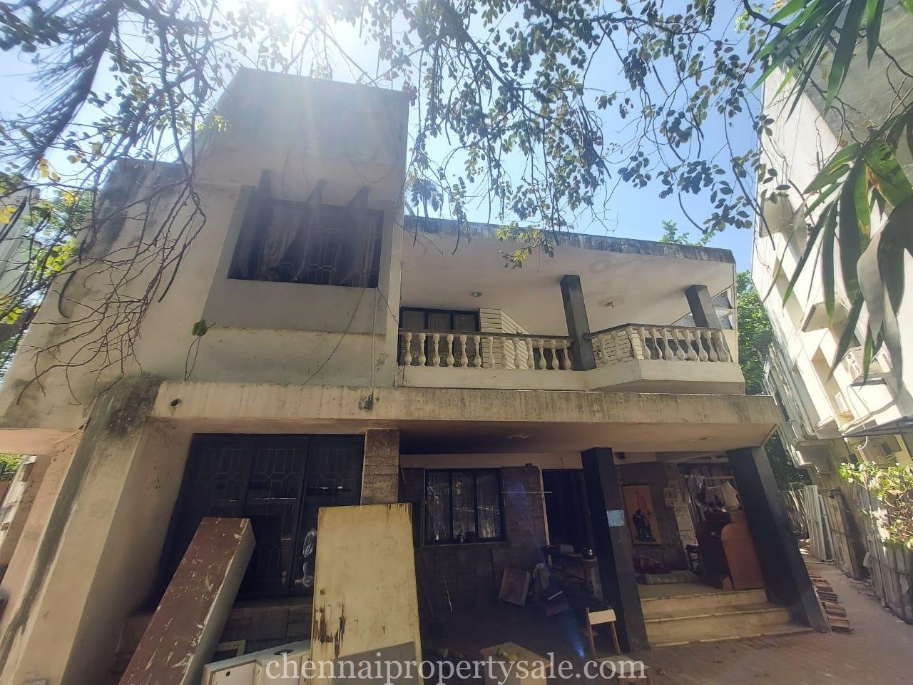  4 Bhk Old independent House Sale in Anna Nagar