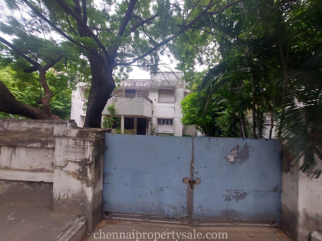 6525 Sq Feet On Road Land With Building Sale in Kilpauk