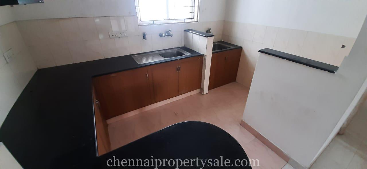 Spacious 3 BHK flat in Navalur, OMR