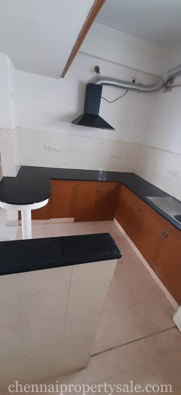 Spacious 3 BHK flat in Navalur, OMR