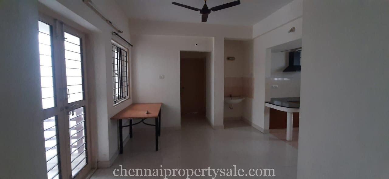 Spacious 3 BHK flat in Navalur, OMR