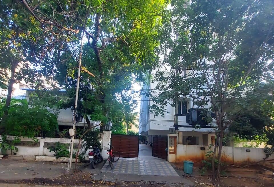 Residential Building For Sale in Anna Nagar