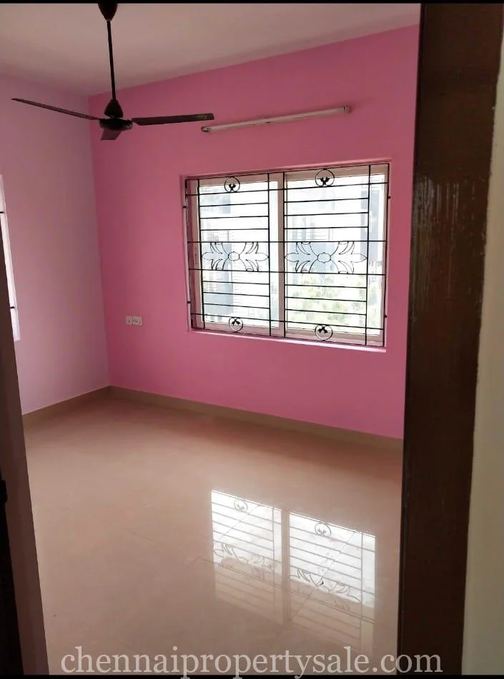 1336 Sq.Ft Flat Sale in Perungudi