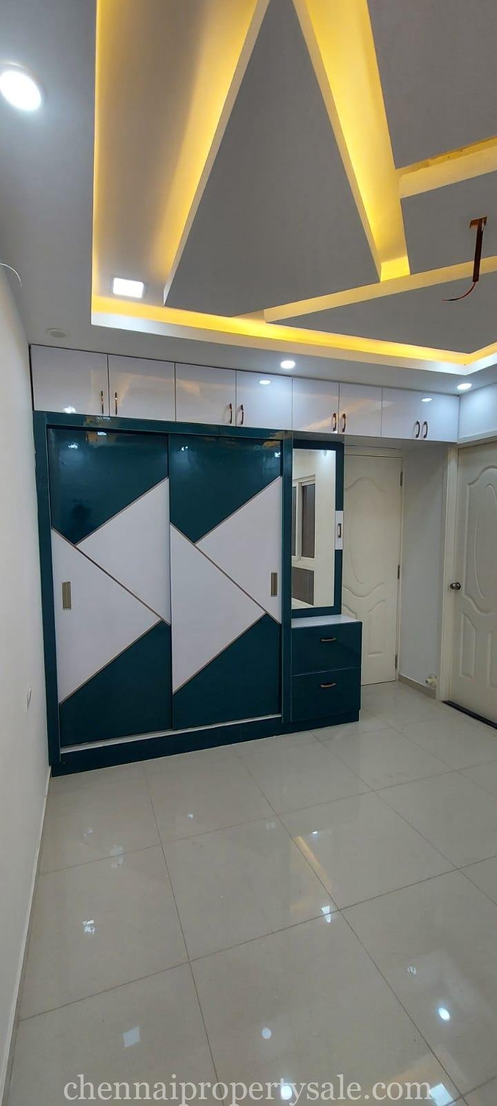 918 Sq.Ft Flat Sale in Padur Omr