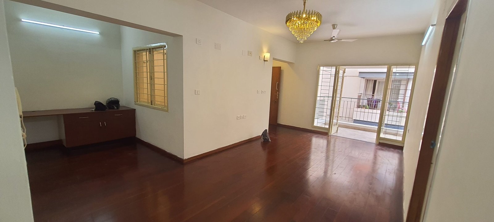 EBONY FLAT sale in manapakkam near MIOT hospital (1)
