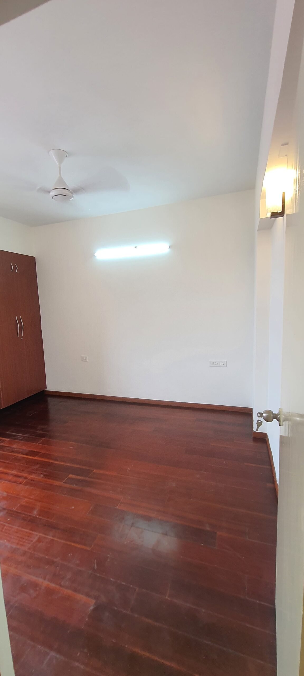 EBONY FLAT sale in manapakkam near MIOT hospital (1)