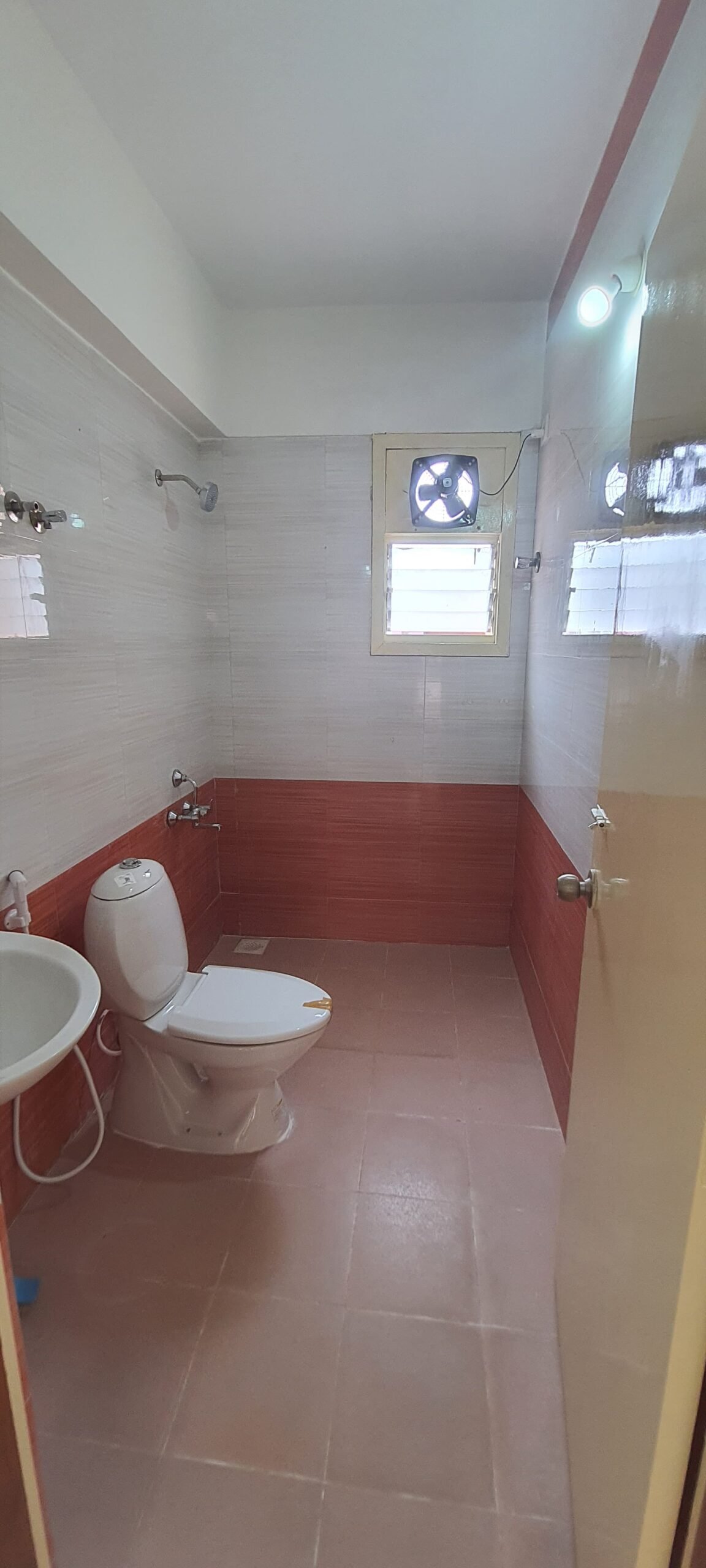 EBONY FLAT sale in manapakkam near MIOT hospital (1)